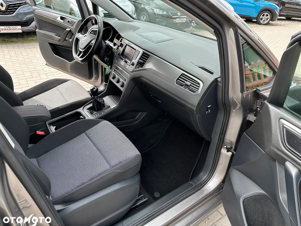 Volkswagen Golf Sportsvan - 23
