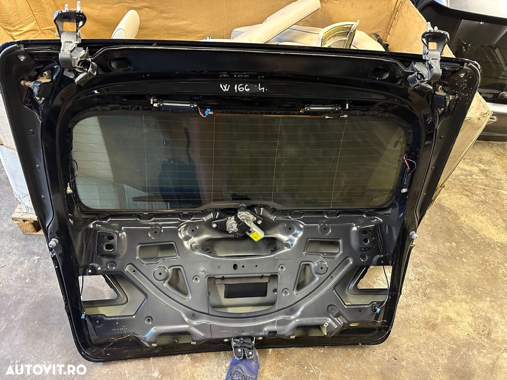 Haion cu luneta MERCEDES ML W166 an 2011-2015 - 4