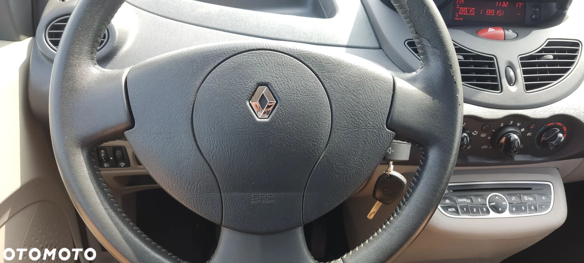 Renault Twingo 1.2 16V Night & Day - 13