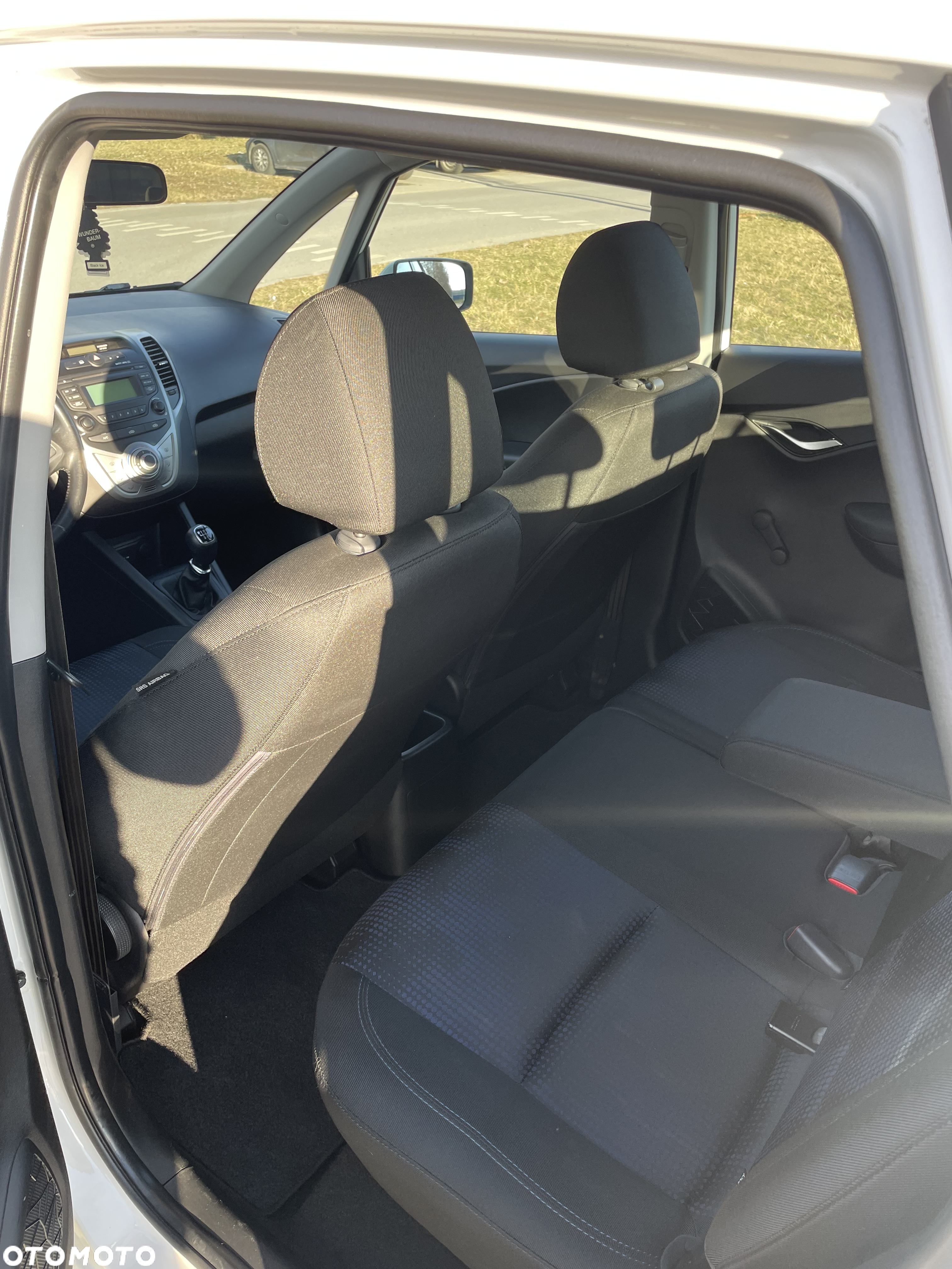 Hyundai ix20 1.4 blue Comfort - 10