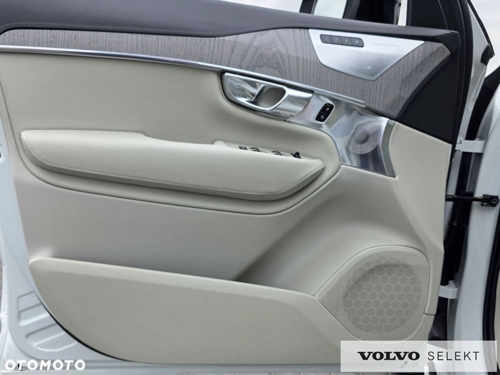 Volvo XC 90 - 18