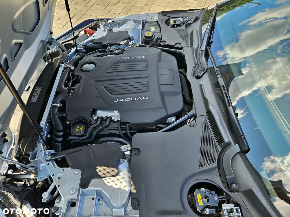 Jaguar F-Type 5.0 V8 S/C AWD R - 32