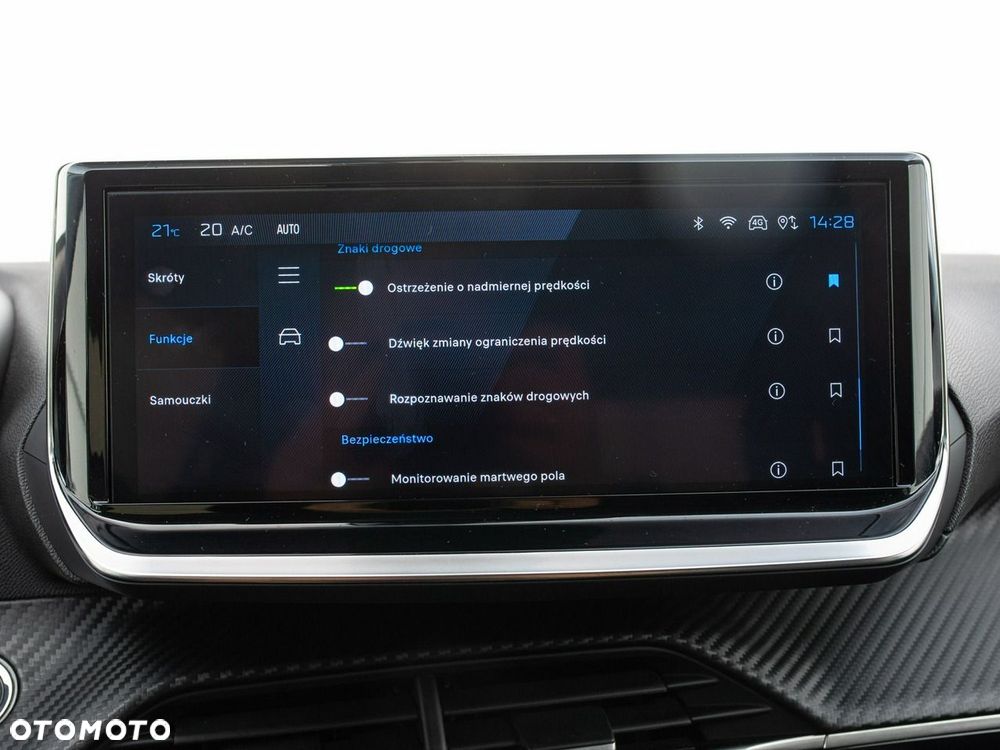 Peugeot 208 50kWh Allure - 24