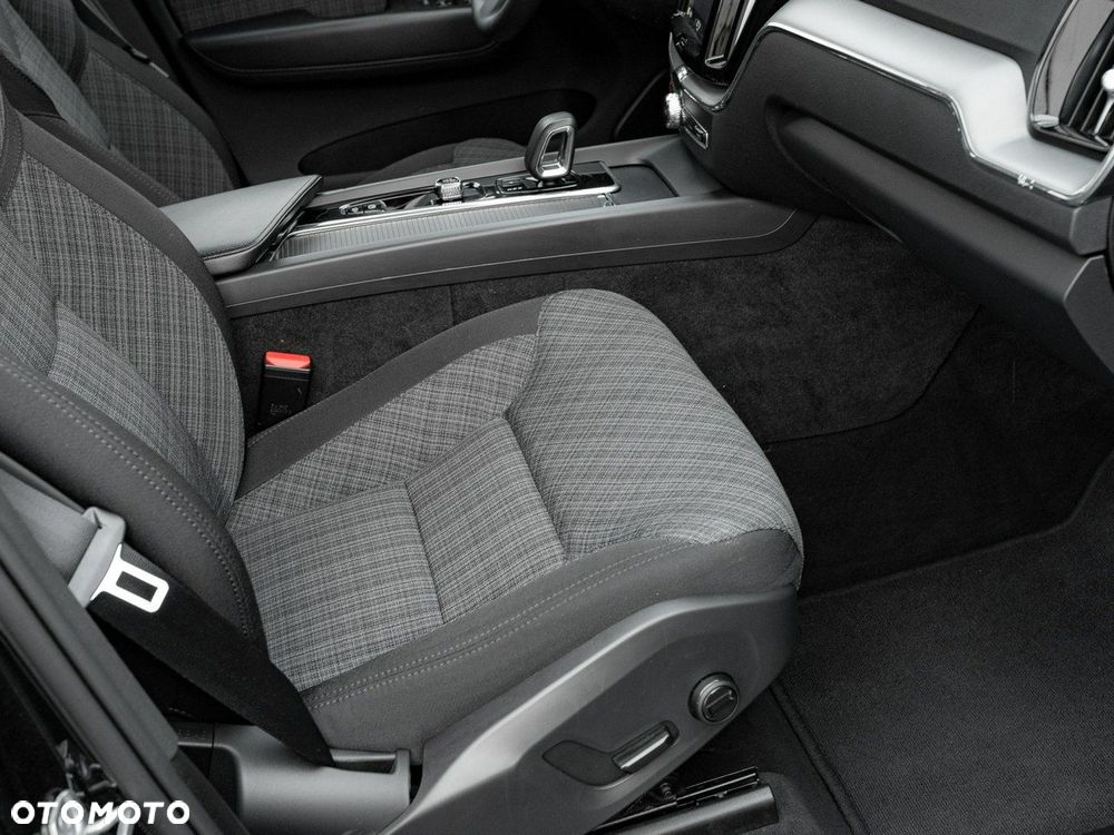 Volvo XC 60 - 31