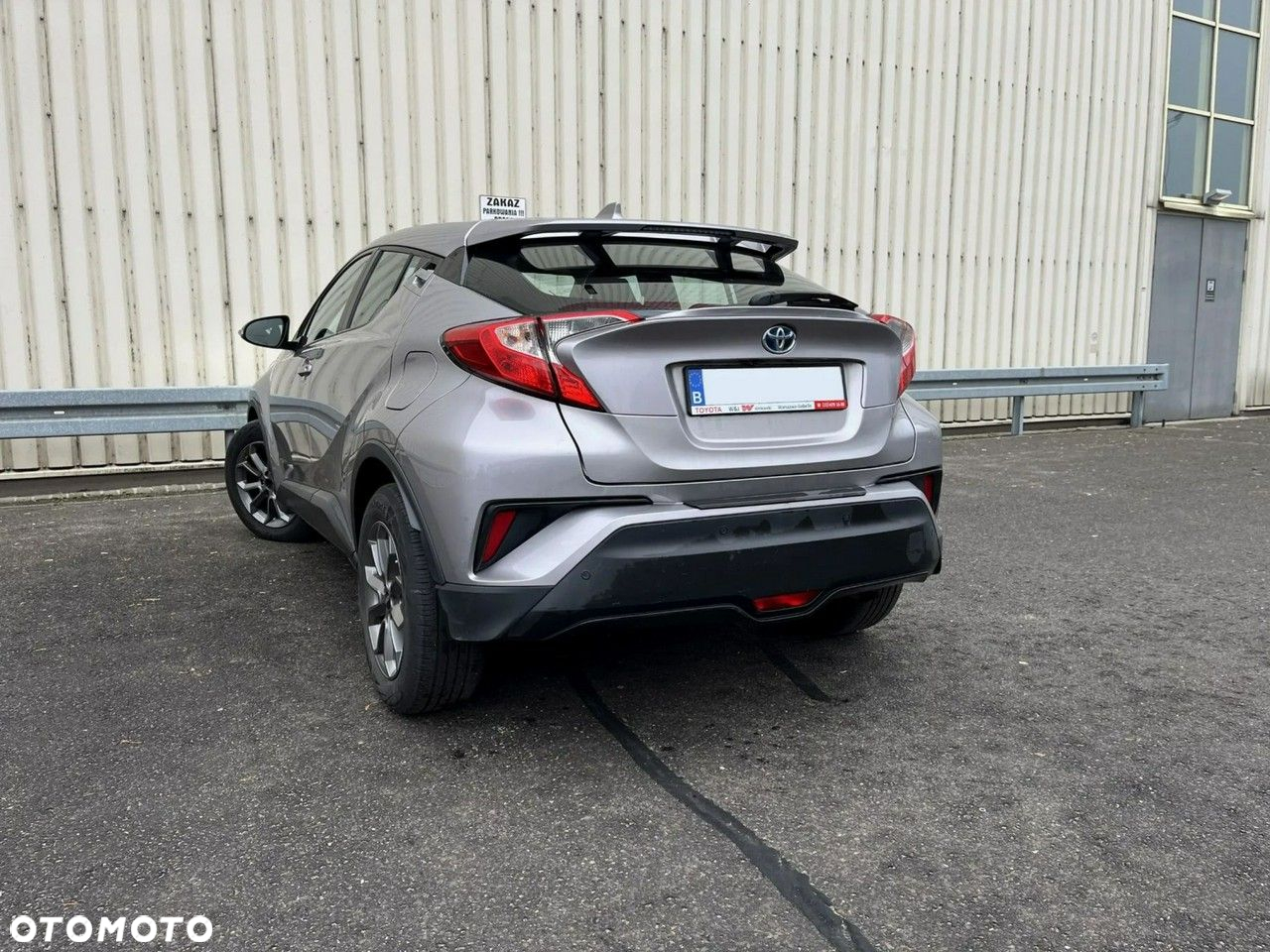 Toyota C-HR - 6