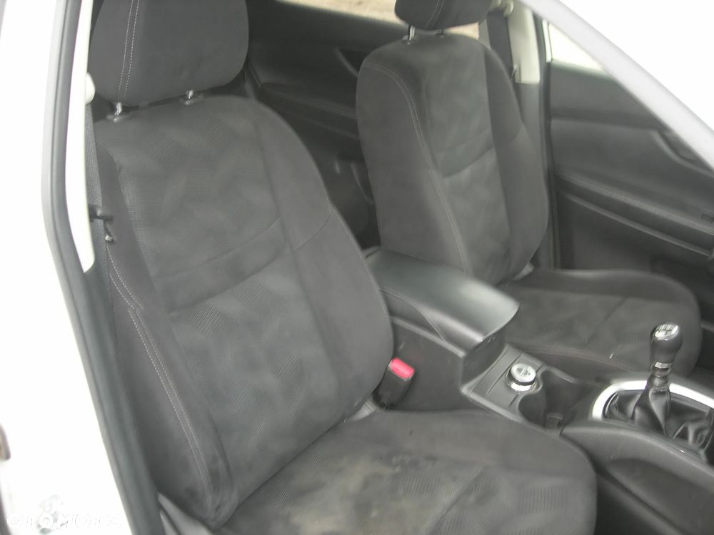 Nissan X-Trail 1.6 DCi ALL-MODE 4x4i Acenta - 30