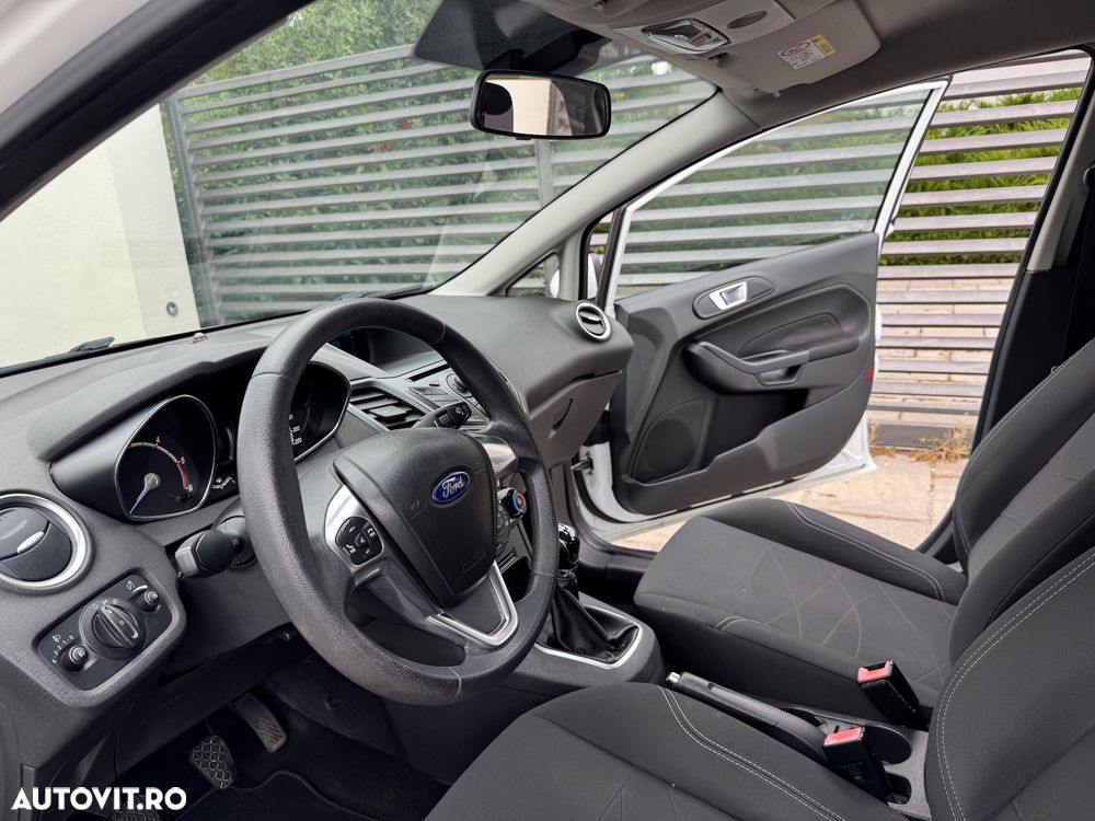 Ford Fiesta 2014 photo 5