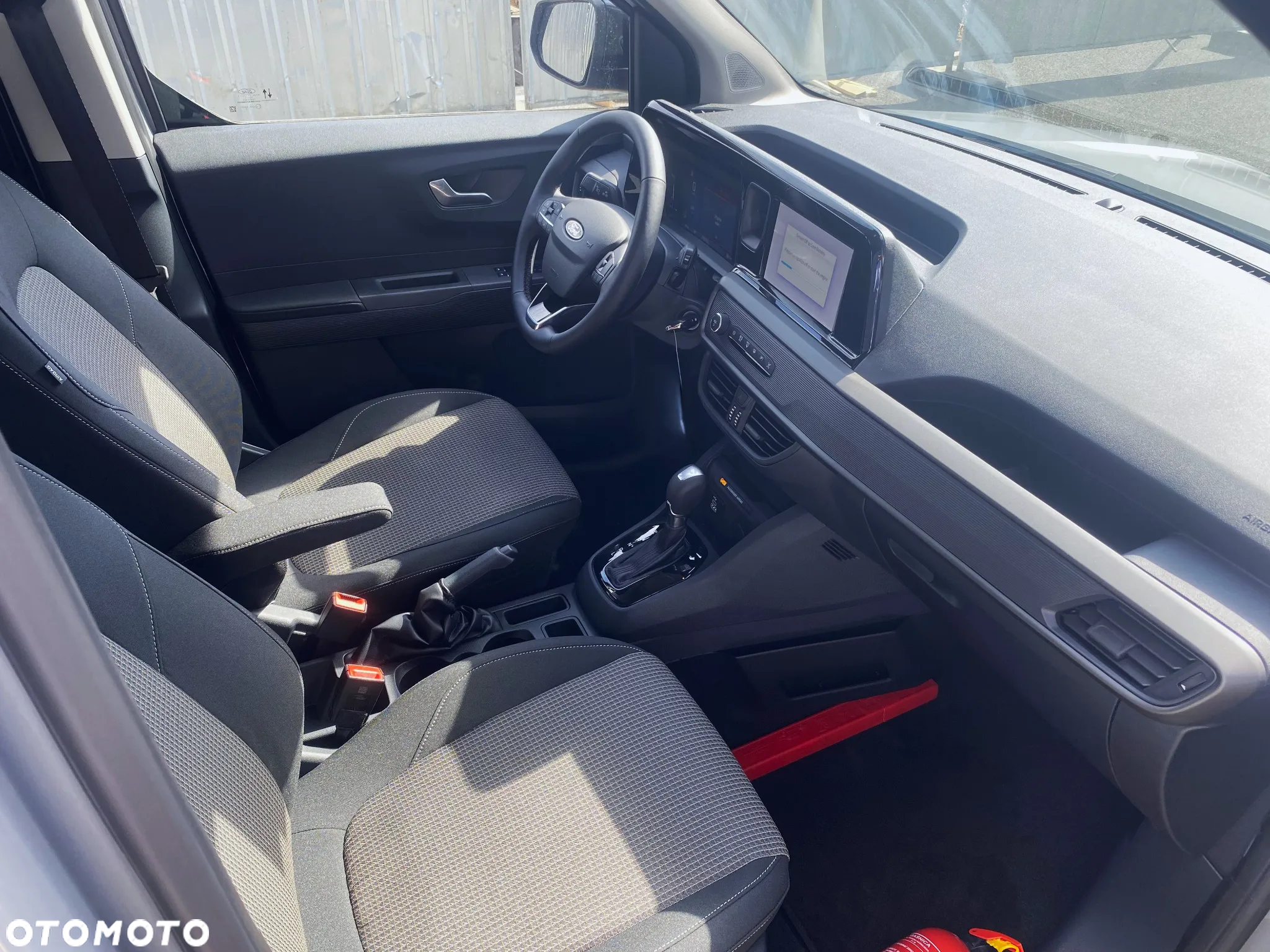 Ford Tourneo Courier 1.0 EcoBoost Trend - 11