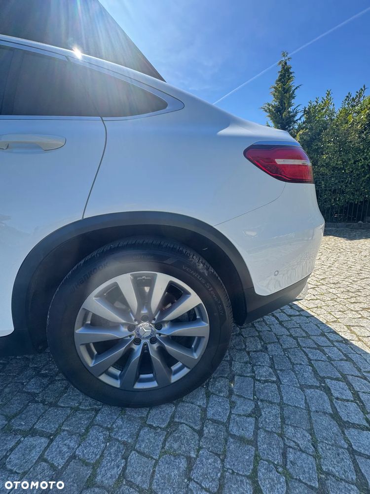 Mercedes-Benz GLC - 9