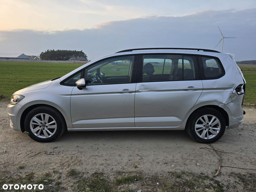 Volkswagen Touran 1.5 TSI EVO Comfortline - 2