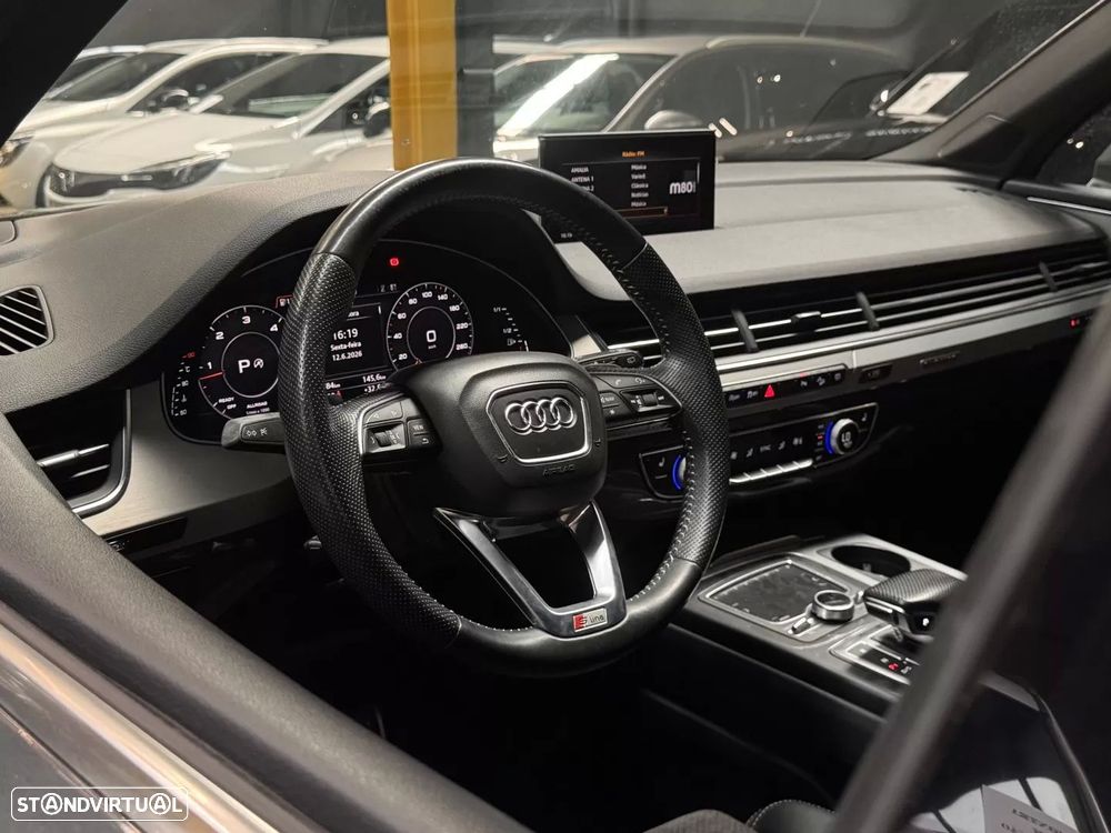 Audi Q7 3.0 TDI quattro S-line Tiptronic 7L - 12