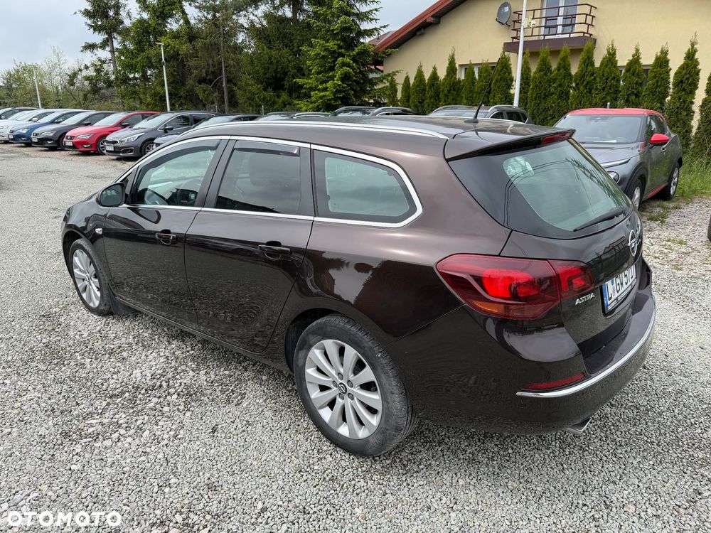 Opel Astra ver-1-4-turbo - 16