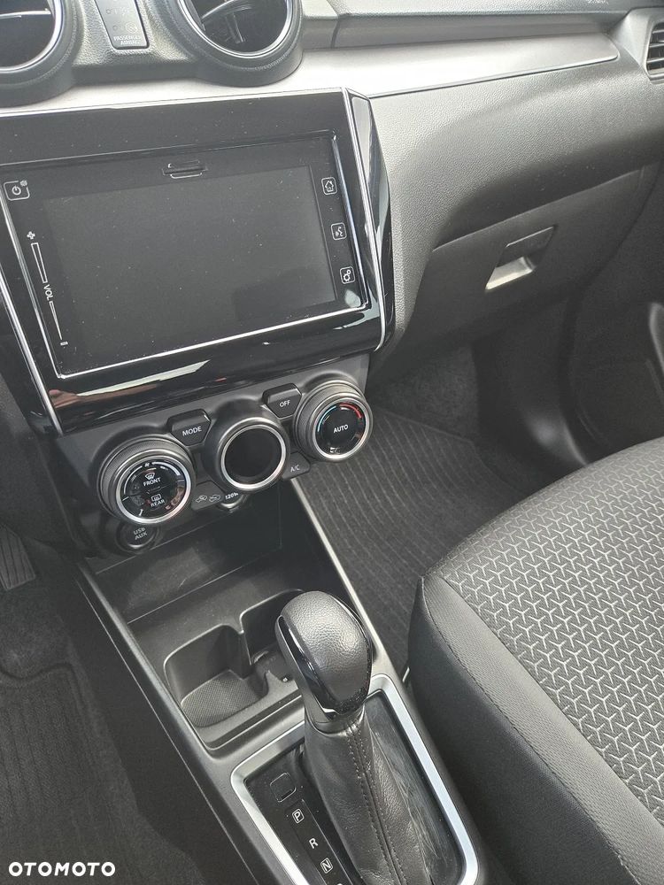 Suzuki Swift 1.2 Dualjet Hybrid CVT Comfort - 23