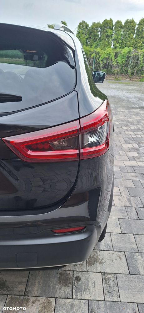 Nissan Qashqai 1.6 DIG-T Tekna+ - 21