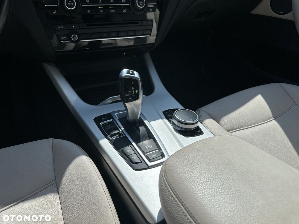 BMW X4 xDrive20d sport - 25