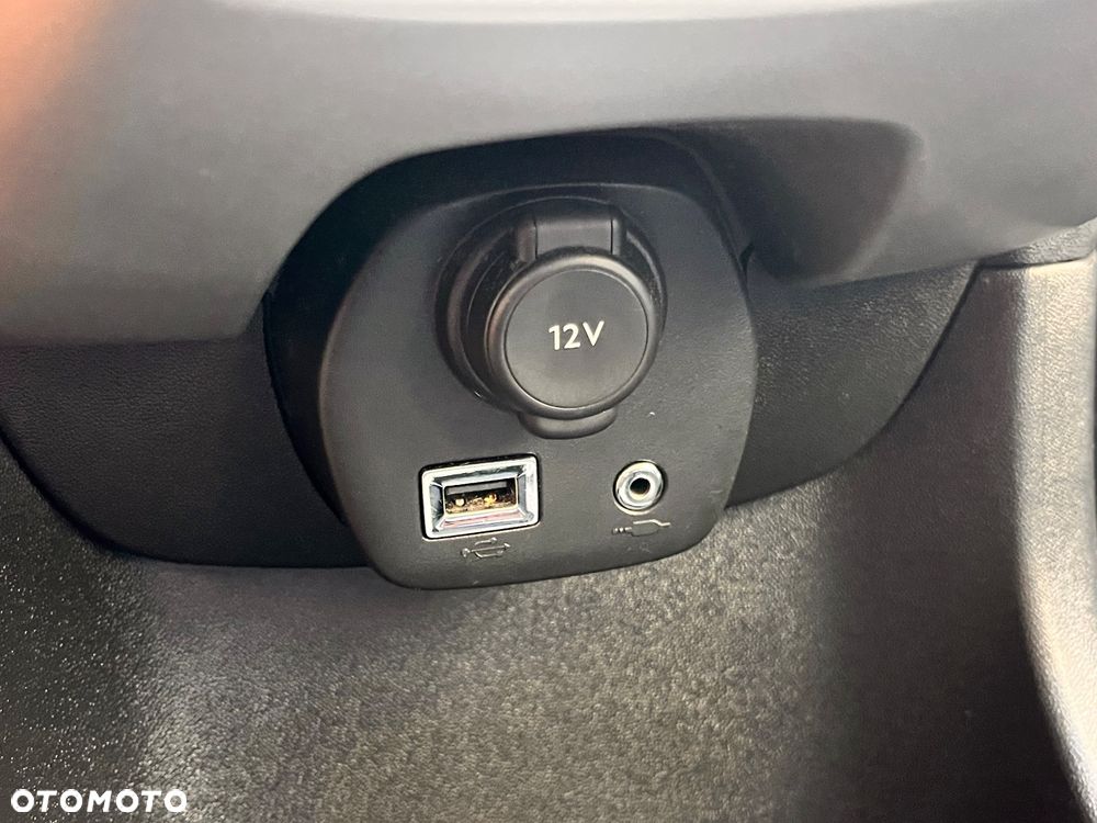 Toyota Aygo x-clusiv - 38