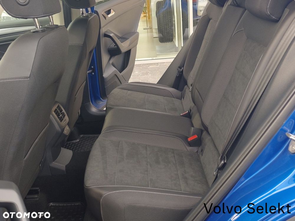 Volkswagen T-Roc - 13