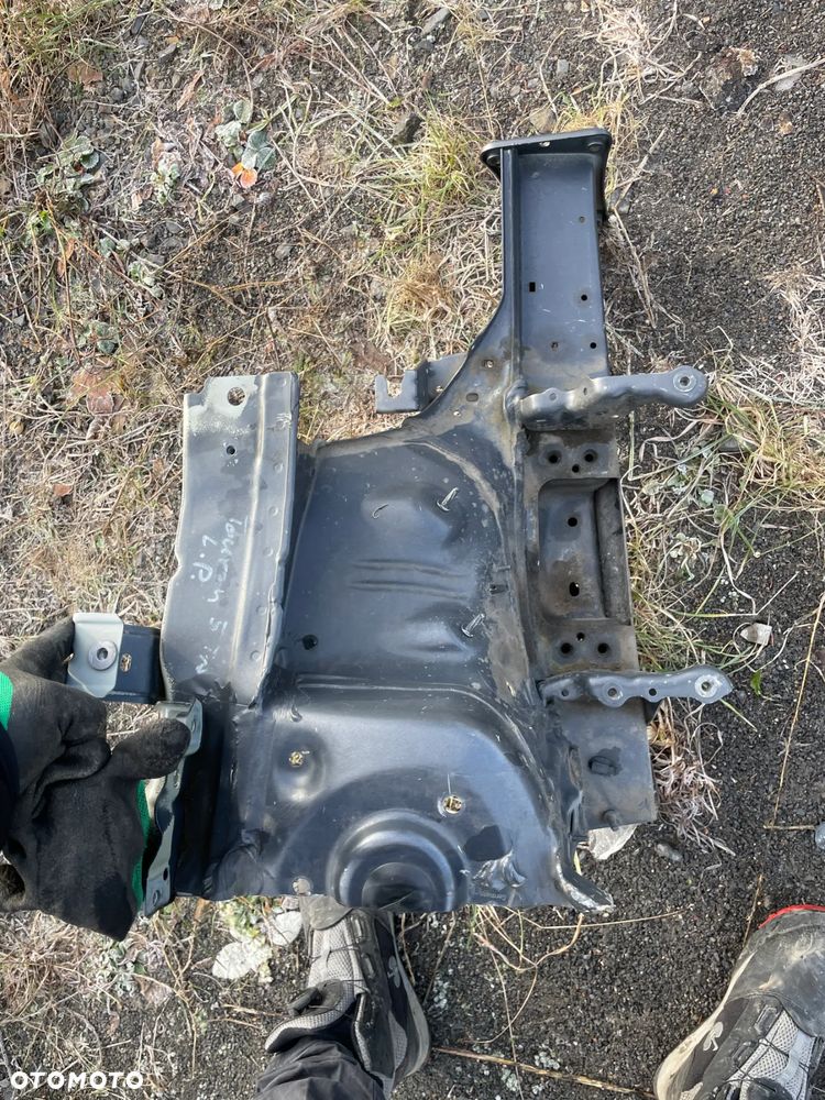 VW TOURAN III 5T ćwiartka lewy przód fartuch - 2