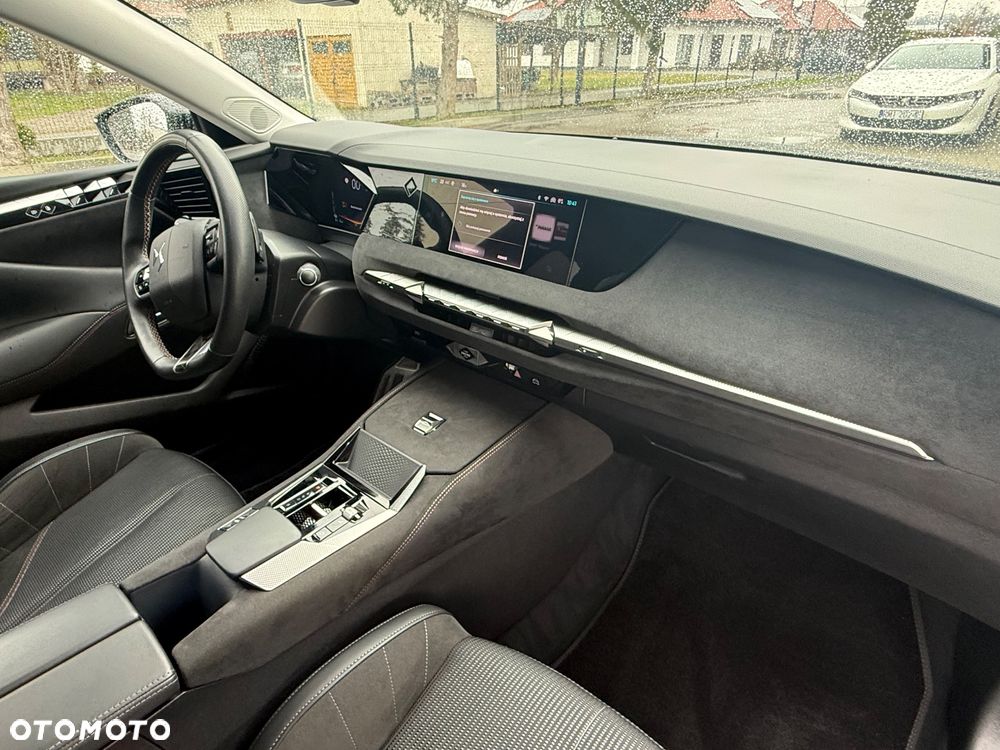 DS Automobiles DS 4 1.6 E-Tense Performance Line + - 32