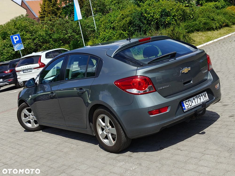 Chevrolet Cruze 1.6 LT - 2