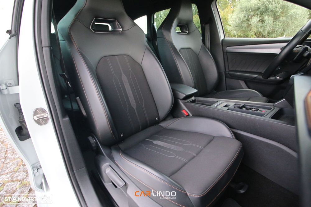 Cupra Leon 1.4 e-Hybrid MID DSG - 18