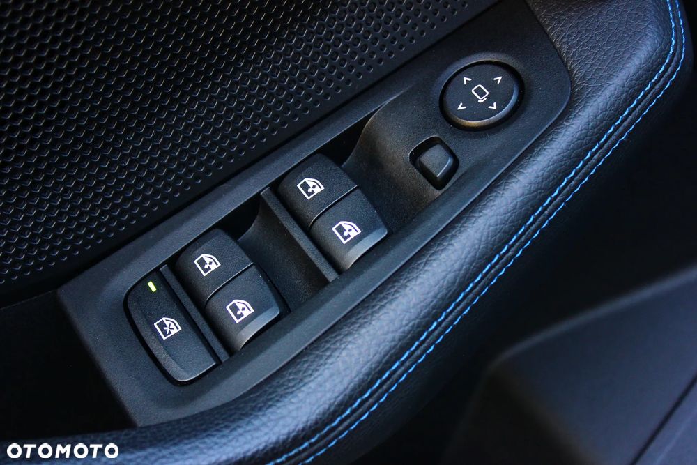 BMW Seria 2 218d M Sport sport - 30