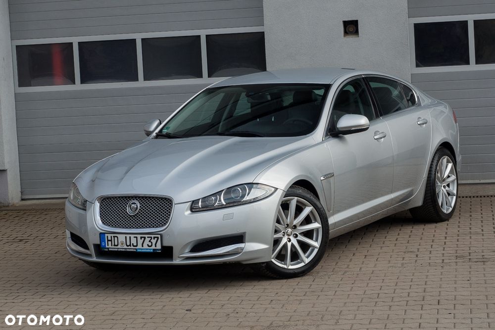Jaguar XF 2.2 D Luxury - 5