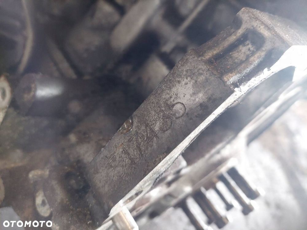 SILNIK DIESEL + UKŁAD WTRYSKOWY + TURBINA T25 1AD-FTV WERSJA Z 5-WTRYSKIEM - 10