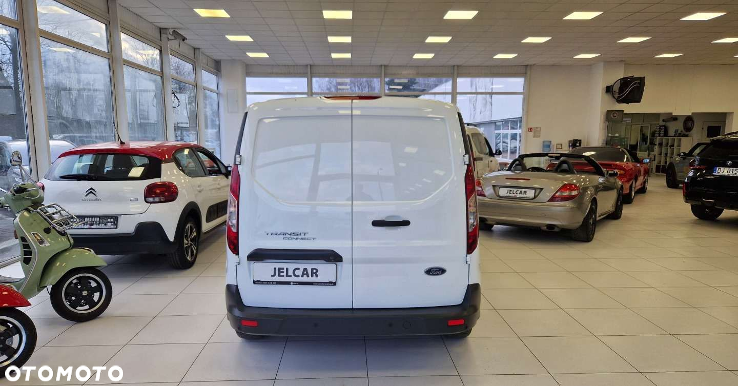 Ford Transit Connect - 8