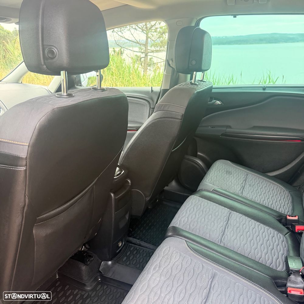 Opel Zafira 1.6 CDTi Cosmo - 18