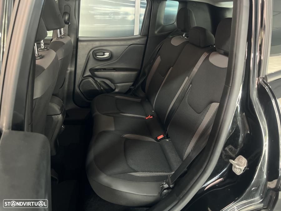 Jeep Renegade 1.5 TG e-Hybrid Limited DCT - 20