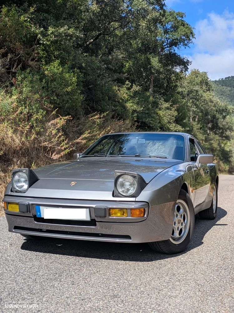 Porsche 944 - 16
