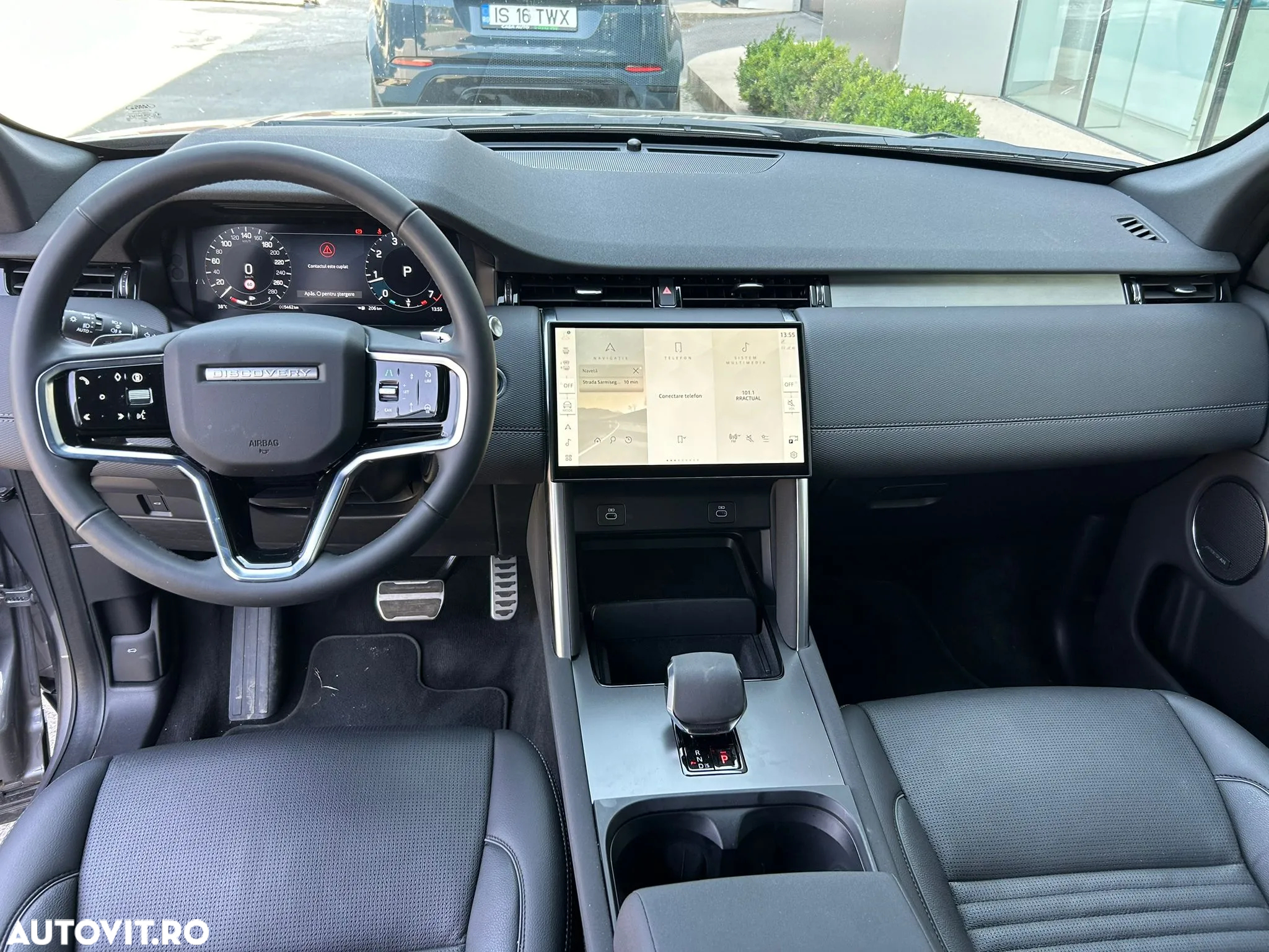 Land Rover Discovery Sport - 27