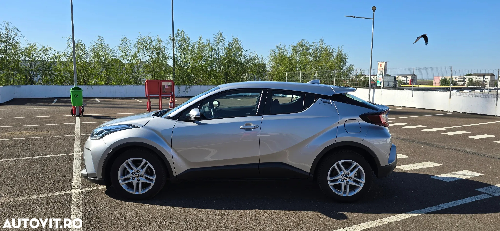 Toyota C-HR 1.8 Hybrid Business Edition - 12