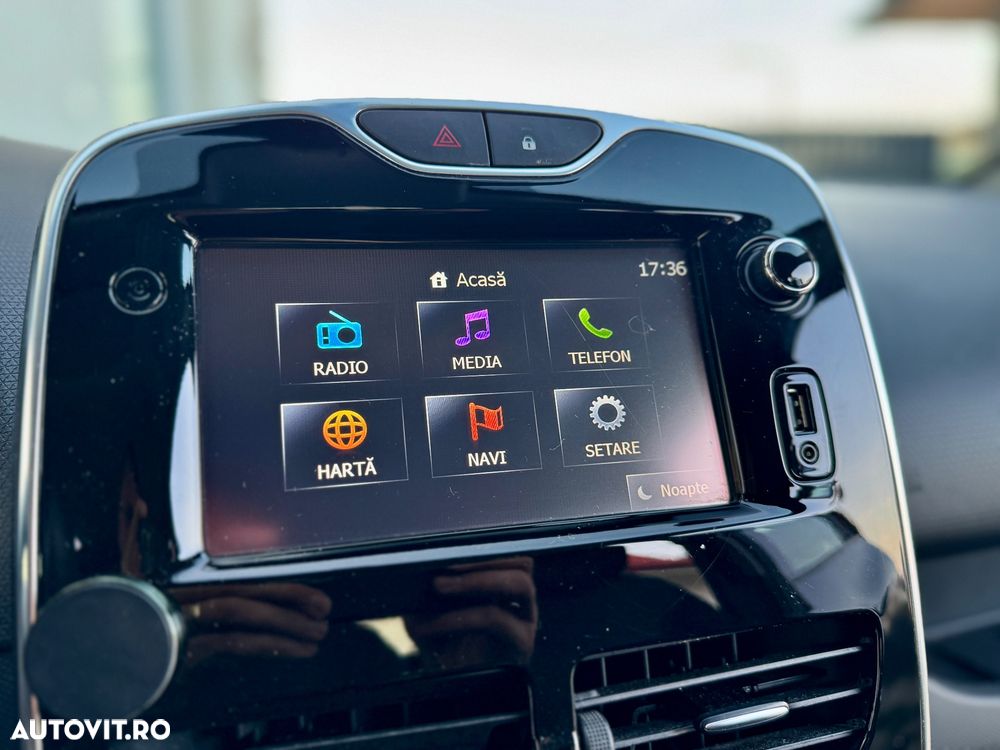 Renault Clio - 14