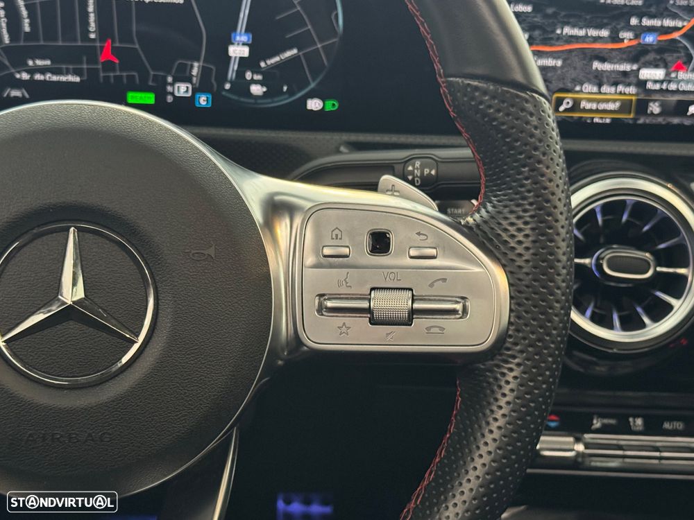 Mercedes-Benz A 250 e AMG Line - 14