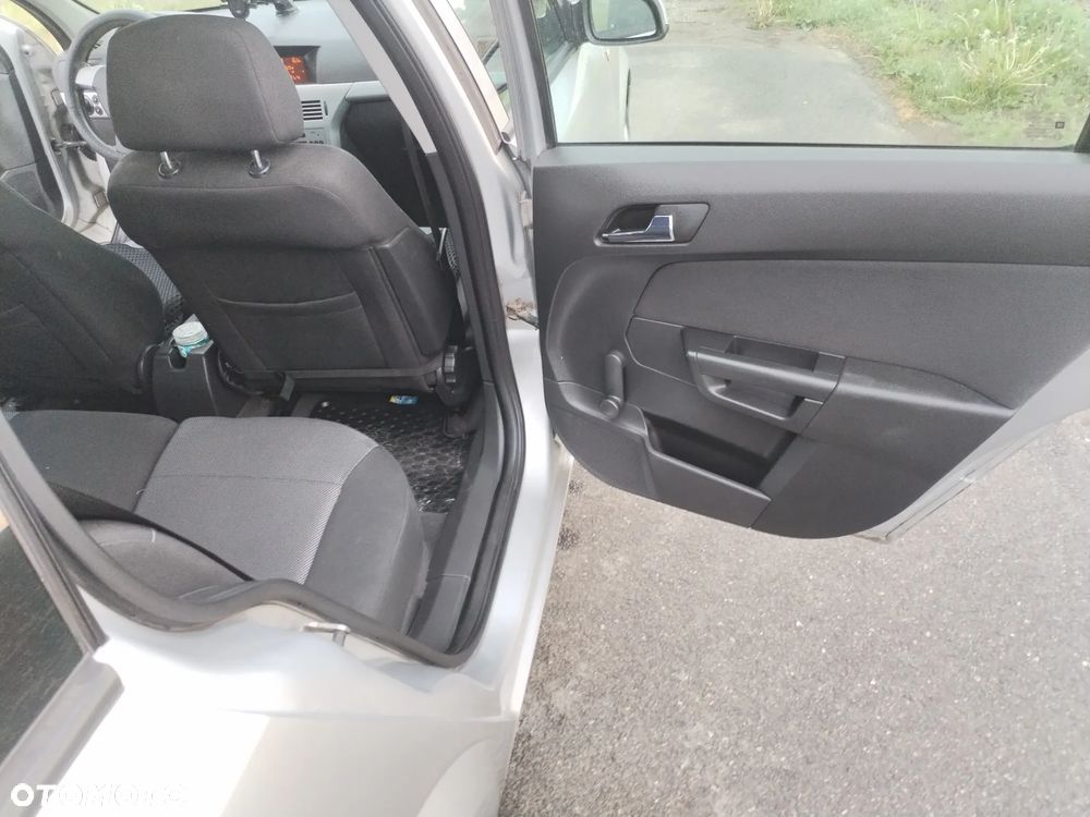 Opel Astra ver-1-6 - 3