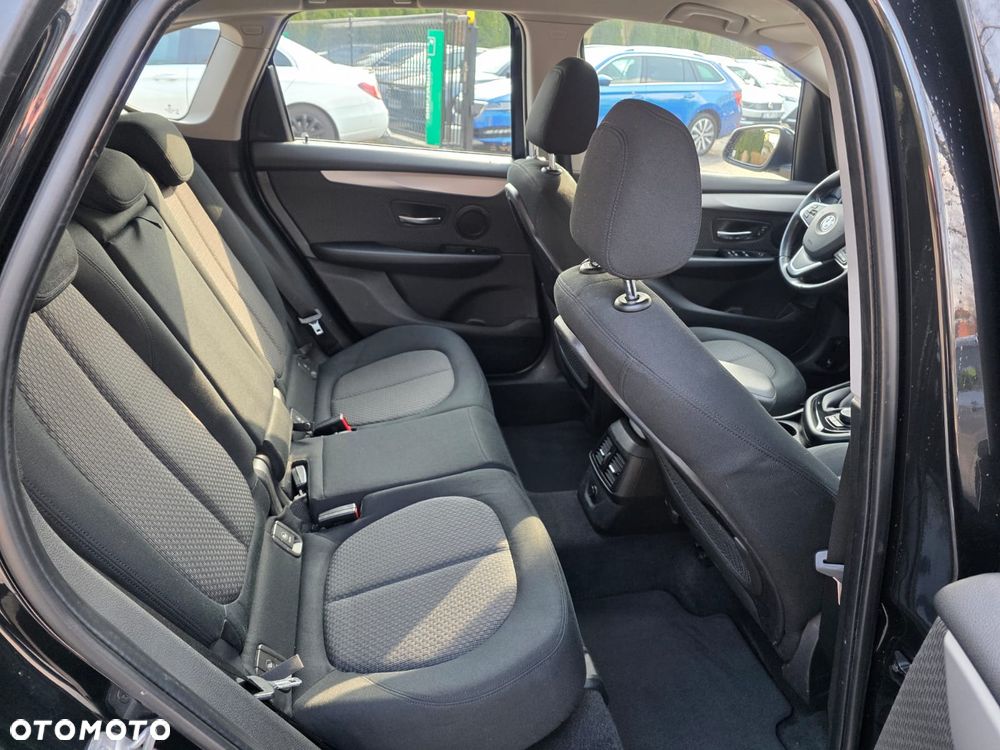 BMW Seria 2 218i - 20