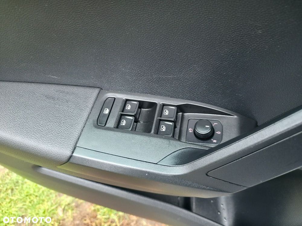 Seat Arona - 24