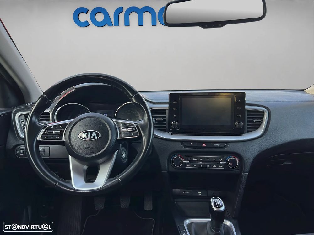 Kia Ceed 1.0 T-GDI ISG GT Line - 12