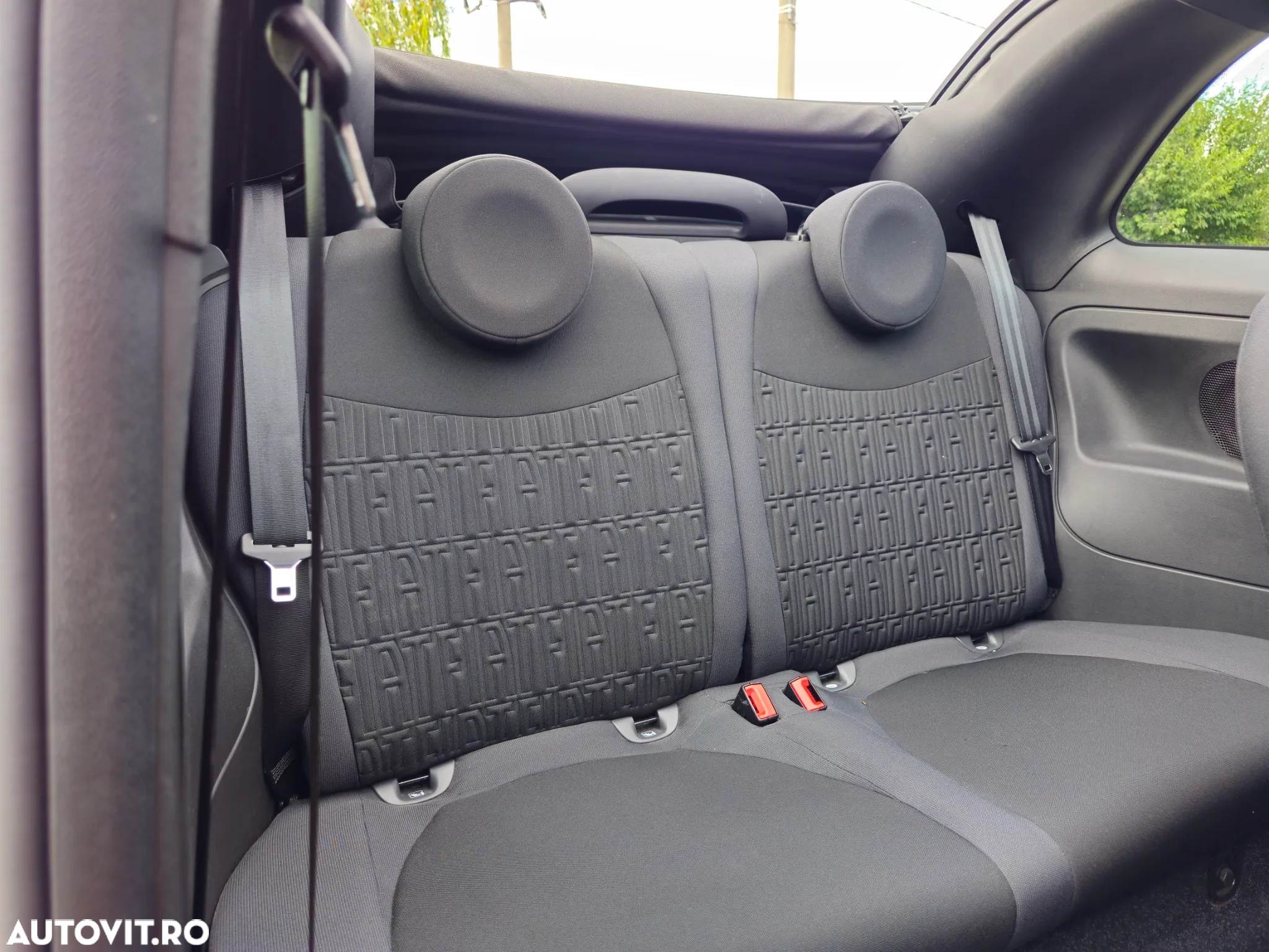 Fiat 500 Cabrio MHEV 1.0 Red - 29