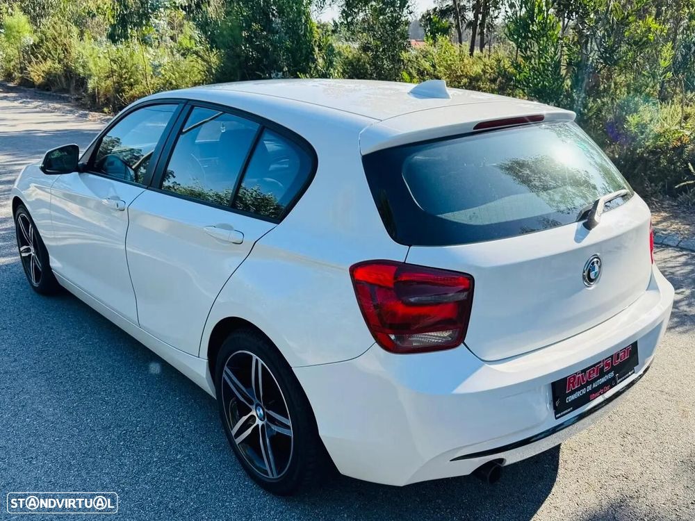 BMW 120 d Sport Line — fotografia 13