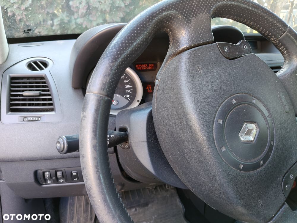 Renault Megane - 5