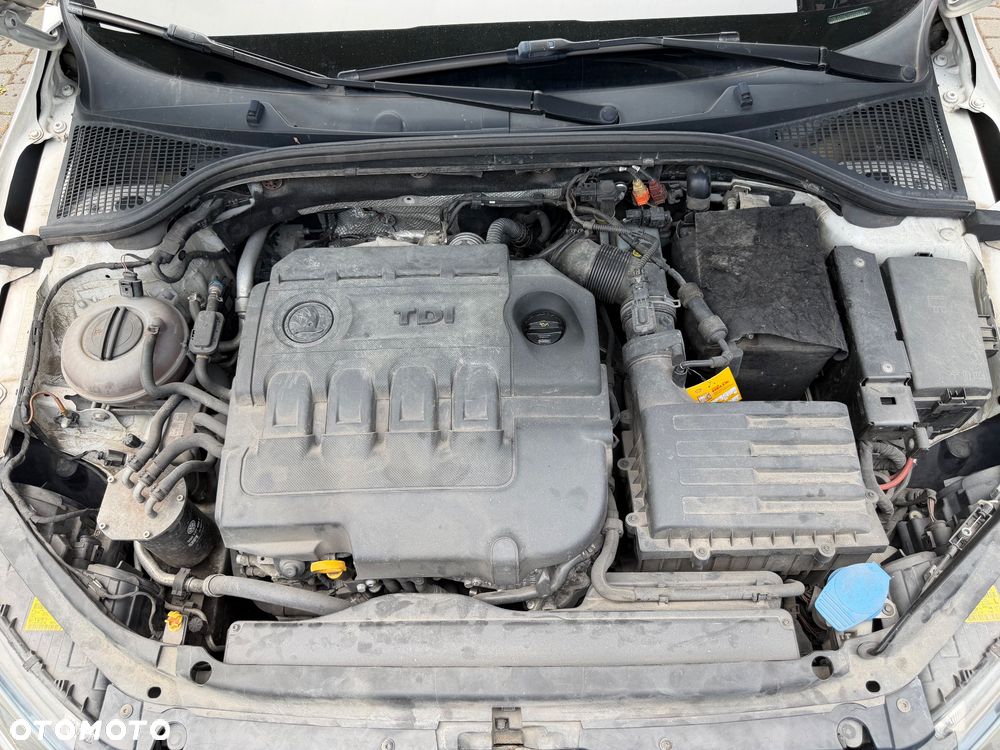 Skoda Octavia 1.6 TDI Ambition - 11