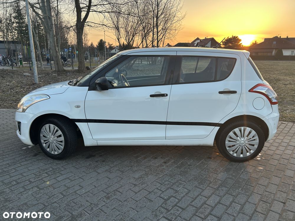 Suzuki Swift 1.2 Club - 8