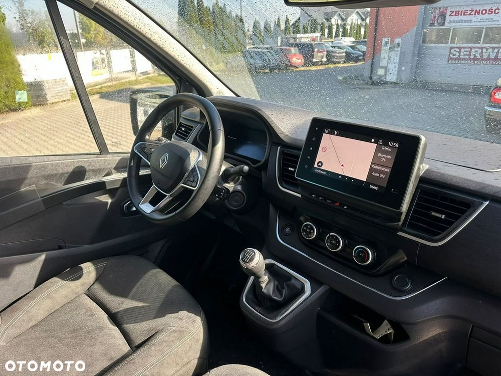 Renault Trafic - 21