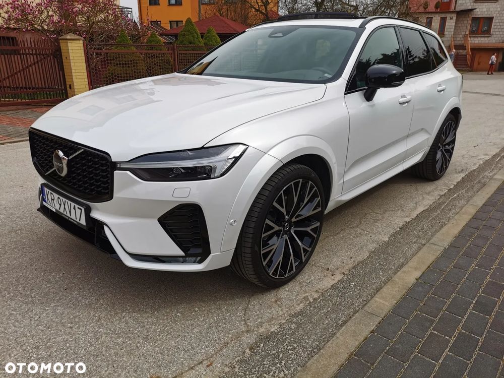 Volvo XC 60 B5 B AWD R-Design - 2
