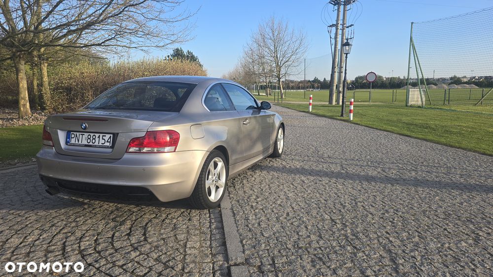 BMW Seria 1 120d - 6