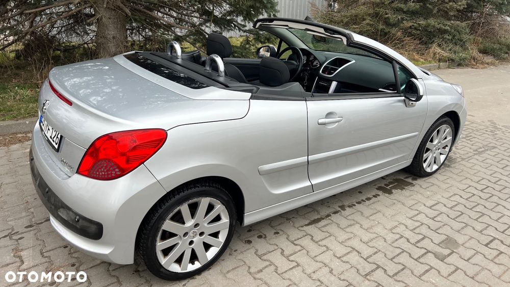 Peugeot 207 CC 120 VTi Active - 33