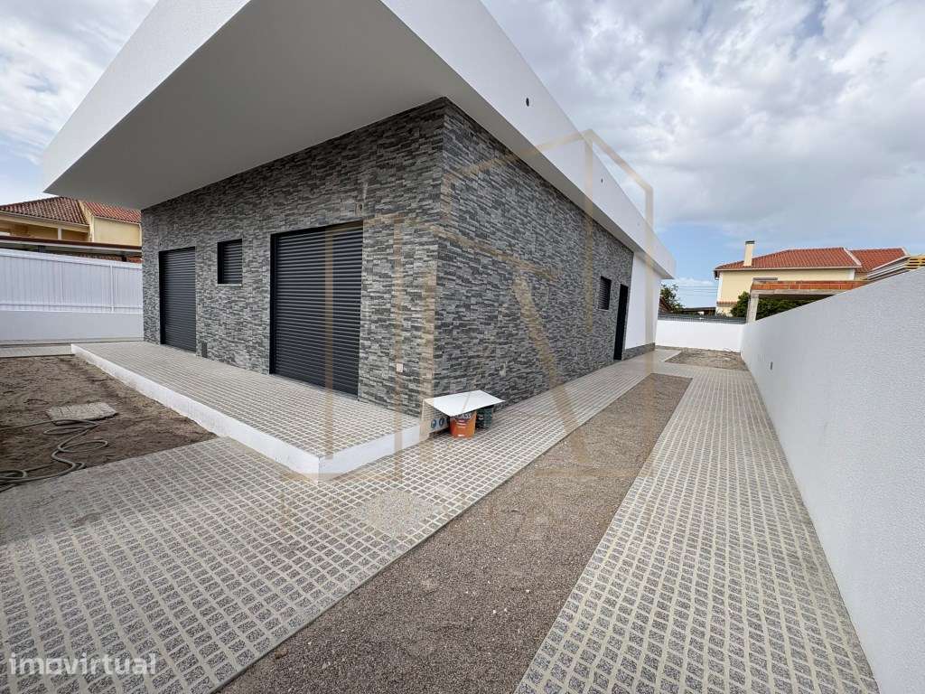 Moradia Térrea T4, com 4 Suites - Pronta a Escriturar - Grande imagem: 5/27